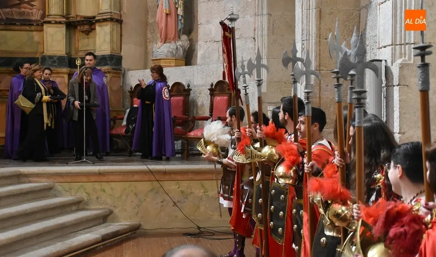 Foto 5 - La Cofrad&iacute;a del Nazareno nombra &lsquo;Cofrades Honor&iacute;ficas&rsquo; a las impulsoras de la figura de los romanos