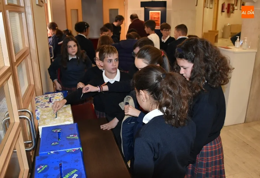 Foto 8 - Alumnos de San Francisco y Misioneras-Santa Teresa se suman al EDUCAFICEE