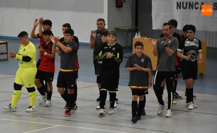 Foto 4 - #M | 29 ABR &ndash; 1 MAY | El III Benjam&iacute;n supera en los penaltys los cuartos del Torneo de Primavera