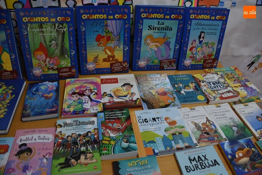 Foto 9 - Los mayores del Colegio San Francisco leen cuentos a los peques con motivo del D&iacute;a del Libro