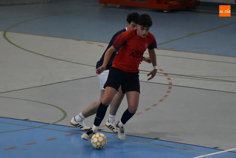 Foto 11 - El III de Asafusa firma su victoria m&aacute;s goleadora de la temporada