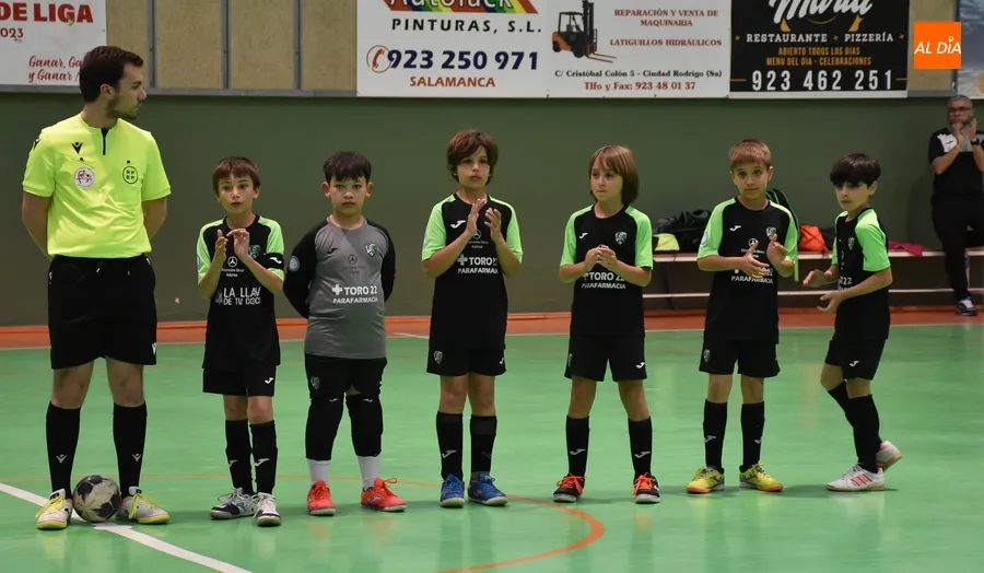 Foto 2 - El Benjam&iacute;n A del III Columnas se corona Campe&oacute;n de Liga