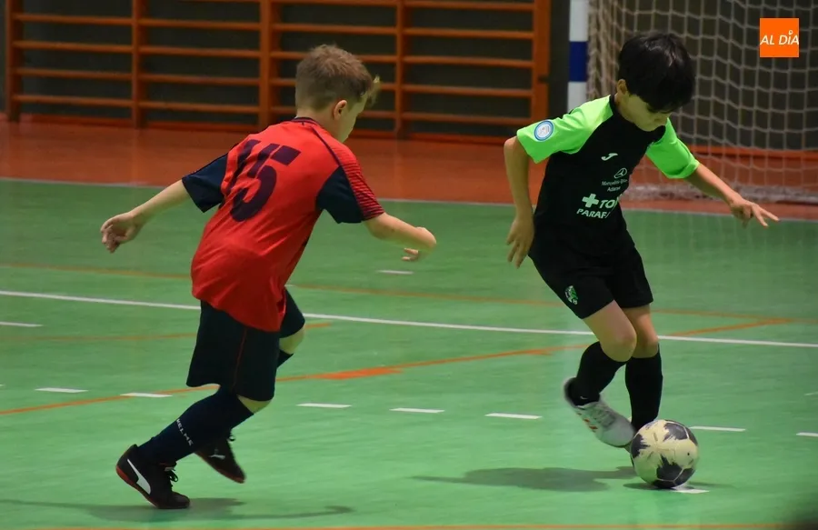 Foto 5 - El Benjam&iacute;n A del III Columnas se corona Campe&oacute;n de Liga