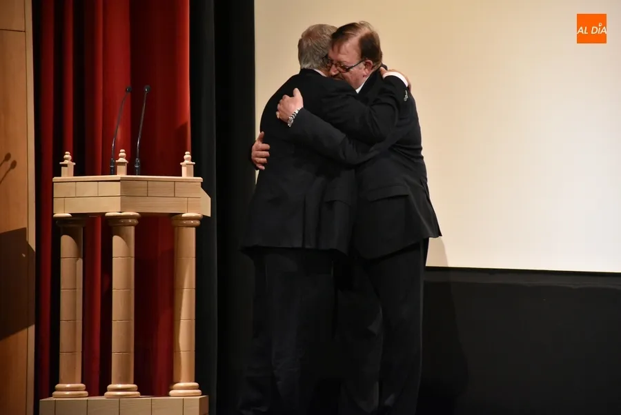 Foto 3 - El FICEE brinda un homenaje sorpresa a M&iacute;chel &ldquo;por una vida entregada al Teatro&rdquo;
