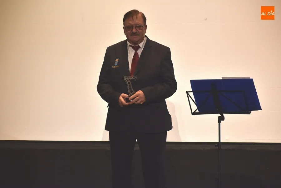 Foto 6 - El FICEE brinda un homenaje sorpresa a M&iacute;chel &ldquo;por una vida entregada al Teatro&rdquo;