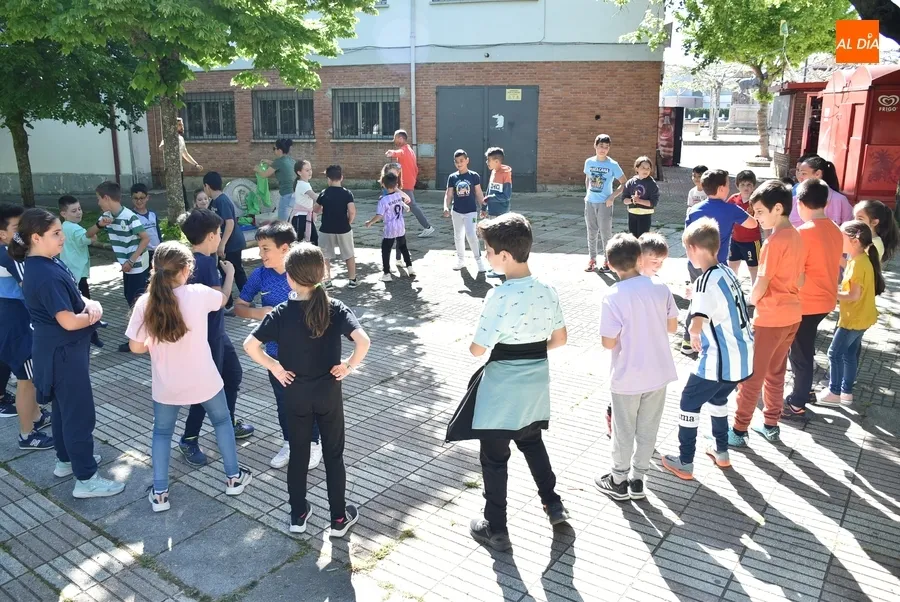 Foto 8 - El Colegio San Francisco se suma al D&iacute;a de la Educaci&oacute;n F&iacute;sica en la calle