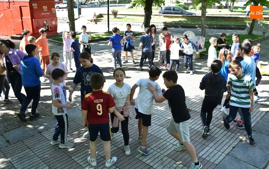 Foto 10 - El Colegio San Francisco se suma al D&iacute;a de la Educaci&oacute;n F&iacute;sica en la calle
