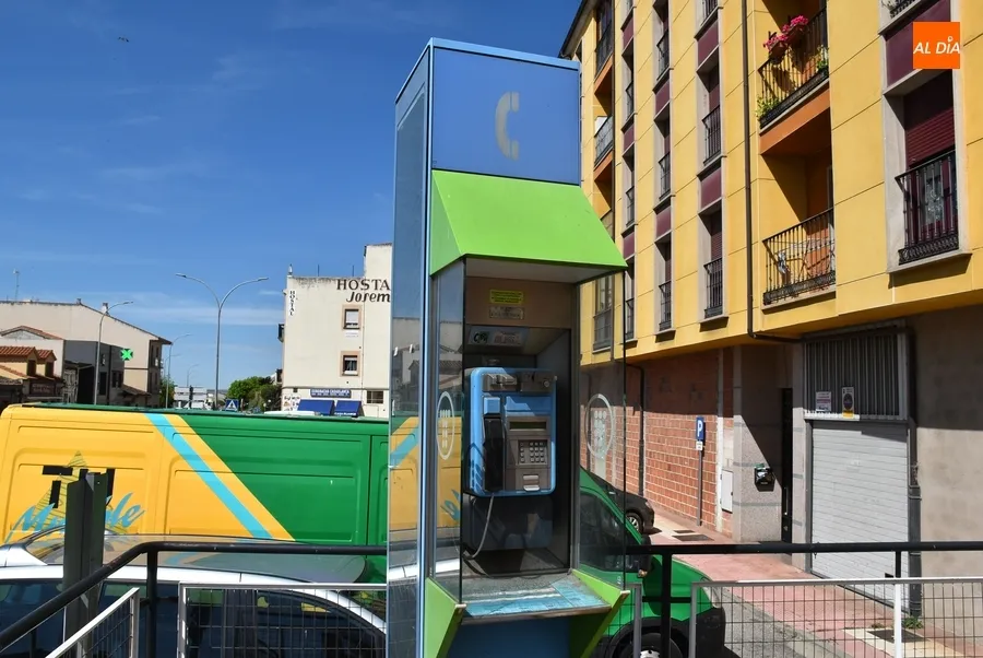 Foto 6 - Ciudad Rodrigo dice adi&oacute;s a las emblem&aacute;ticas cabinas de Telef&oacute;nica