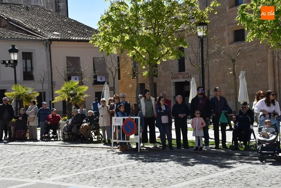 Foto 7 - El calor acompa&ntilde;a de nuevo a un Paso a la Agon&iacute;a m&aacute;s &aacute;gil y con mucho p&uacute;blico
