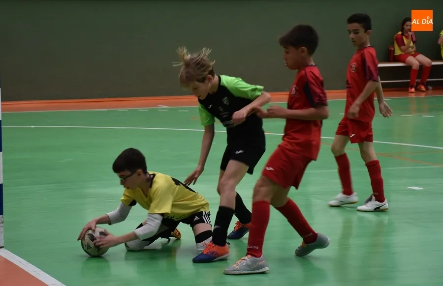 Foto 8 - El Alev&iacute;n A del III Columnas se proclama Campe&oacute;n de Liga