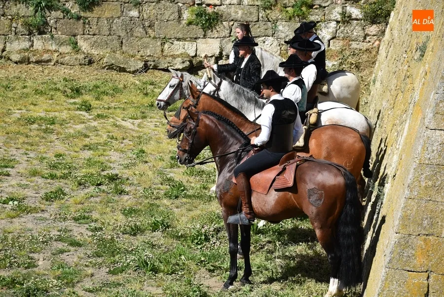 Foto 5 - Calurosa ma&ntilde;ana de Charrada con protagonismo local, incluido de ni&ntilde;os y j&oacute;venes