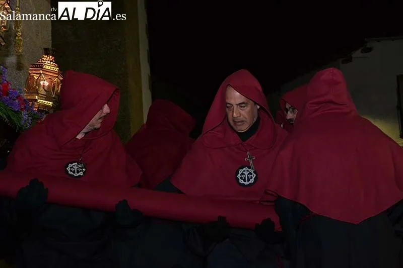 Foto 3 - El &ldquo;Nazareno&rdquo; sella su promesa de silencio en la noche bejarana
