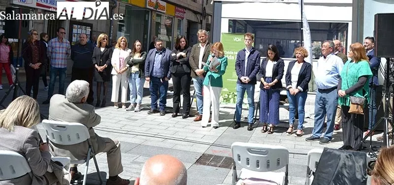 Foto 11 - VOX presenta lista por primera vez en B&eacute;jar con Purificaci&oacute;n Pozo al frente