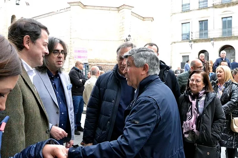 Foto 9 - Ma&ntilde;ueco elige para su &ldquo;selecci&oacute;n&rdquo; al nuevo candidato del PP en B&eacute;jar