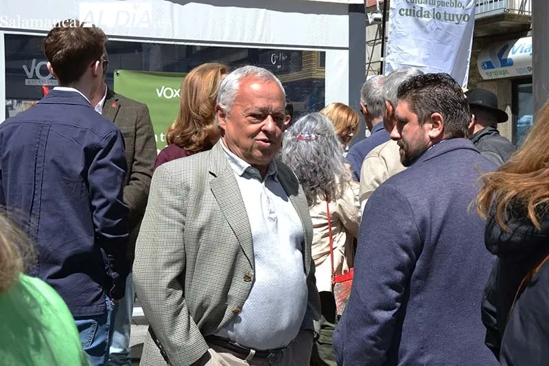 Foto 9 - VOX presenta lista por primera vez en B&eacute;jar con Purificaci&oacute;n Pozo al frente