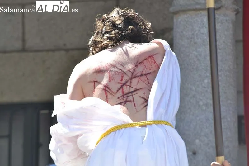 Foto 3 - &ldquo;La Sentencia&rdquo; abarrota de p&uacute;blico la Semana Santa bejarana