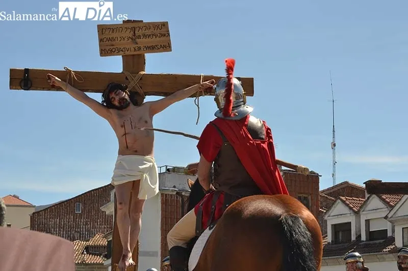 Foto 7 - &ldquo;La Sentencia&rdquo; abarrota de p&uacute;blico la Semana Santa bejarana