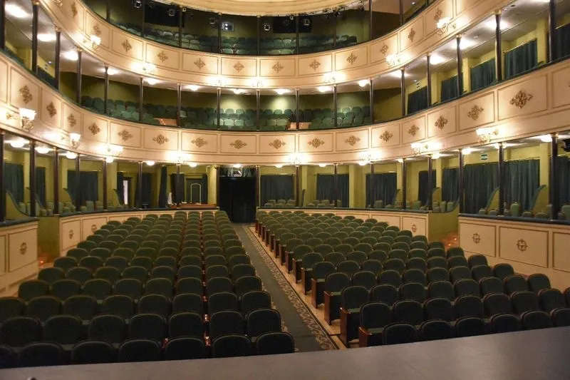 Foto 2 - El capitalismo del desastre sube al escenario con Komo Teatro