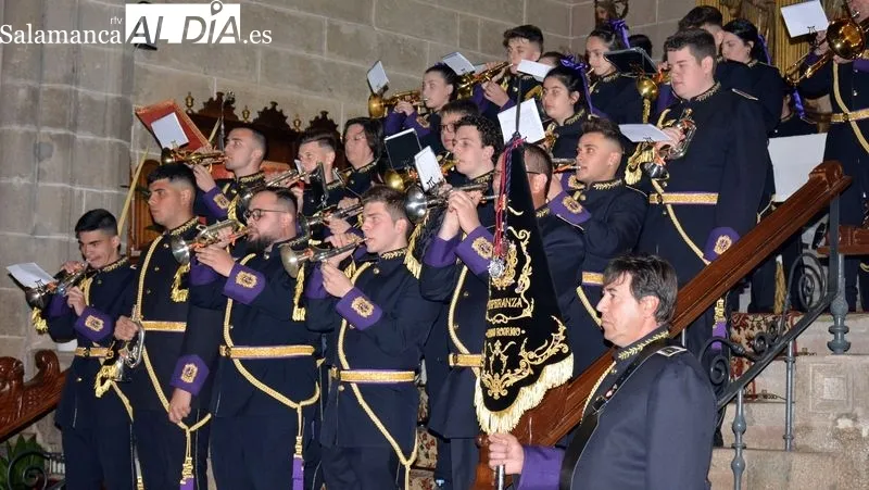 Foto 10 - La Banda de Cornetas y Tambores 'Esperanza' abre la Semana Santa en Lumbrales