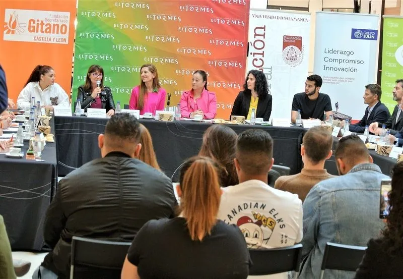 Encuentro empresarial en el Centro Comercial El Tormes