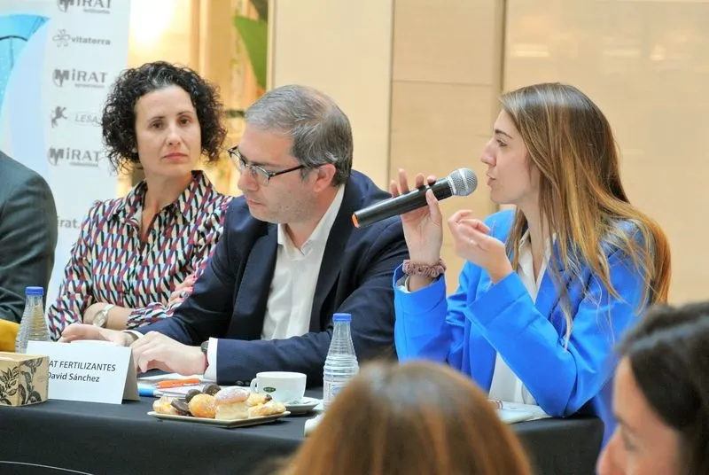 Encuentro empresarial en el Centro Comercial El Tormes