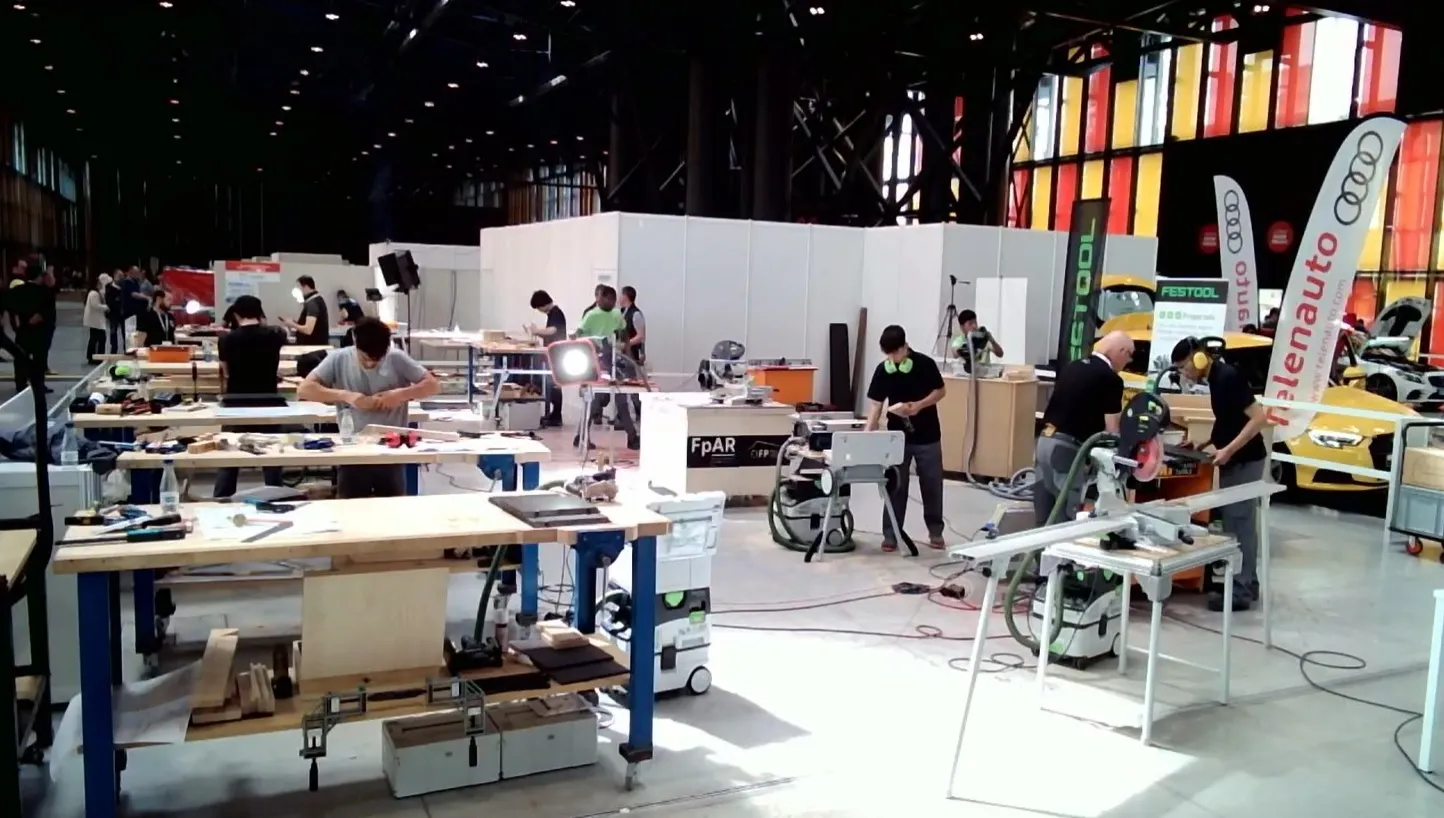 Foto 2 - Dos alumnos del IES Tierra participan en &lsquo;Castilla y Le&oacute;n Skills&rsquo;