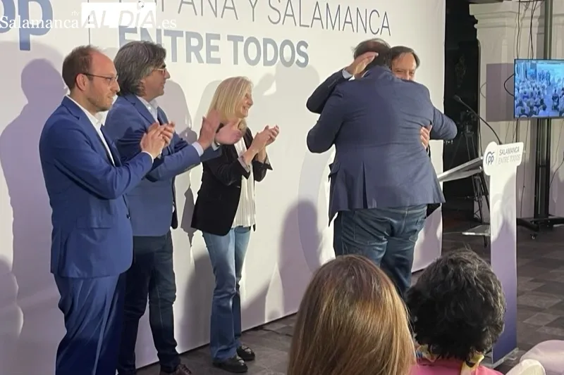 Foto 9 - El PP, con Carbayo y Tellado al frente, arropan a los candidatos a las alcald&iacute;as de las cabeceras de la provincia