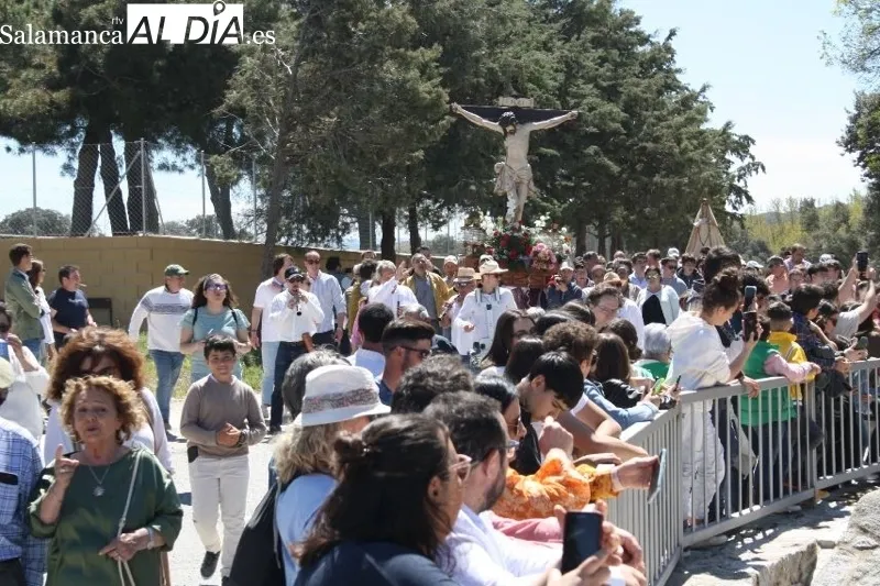 Foto 13 - Primaveral y esperada: As&iacute; se ha vivido la hist&oacute;rica romer&iacute;a de los Quintos de Alaraz este lunes de aguas 