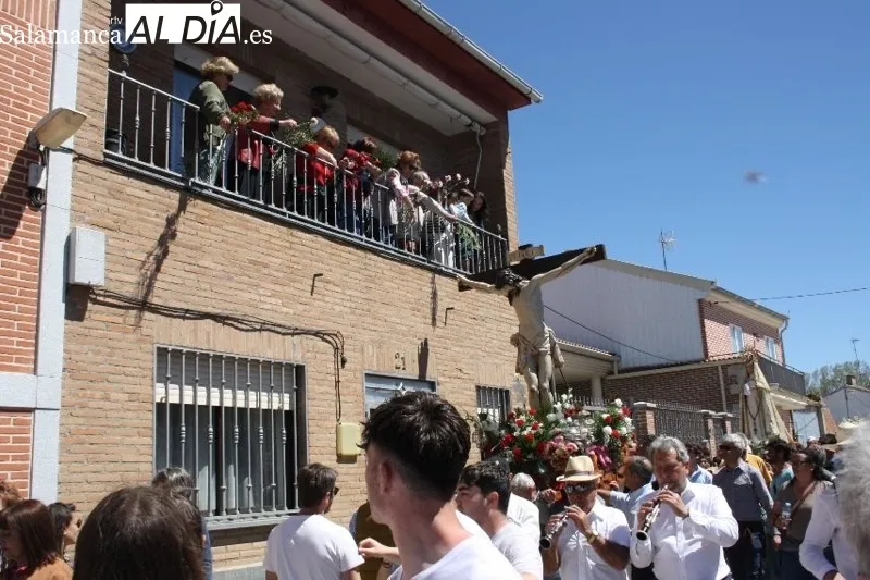Foto 8 - Primaveral y esperada: As&iacute; se ha vivido la hist&oacute;rica romer&iacute;a de los Quintos de Alaraz este lunes de aguas 