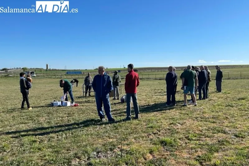 El Pradohorno acogía la prueba de clasificación del concurso de canto de aves