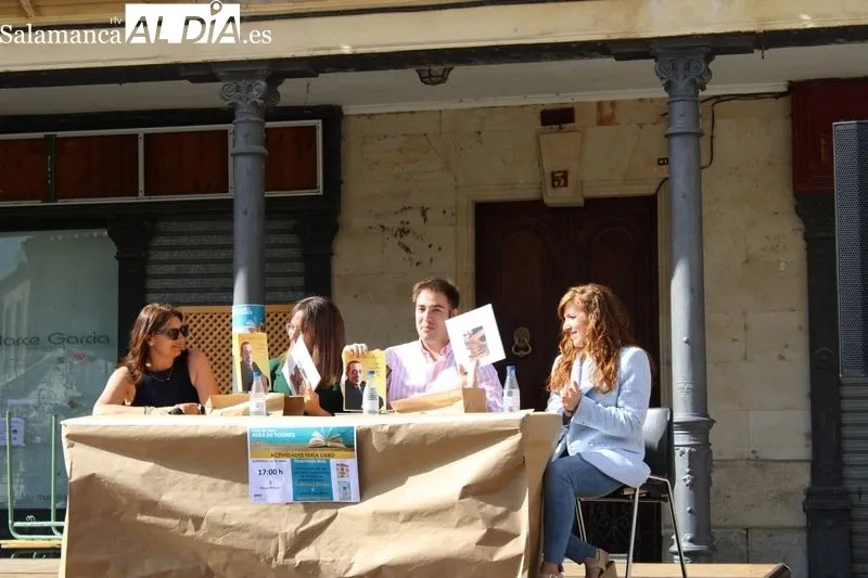 Foto 9 - &Eacute;xito de p&uacute;blico y participaci&oacute;n en la Feria del Libro