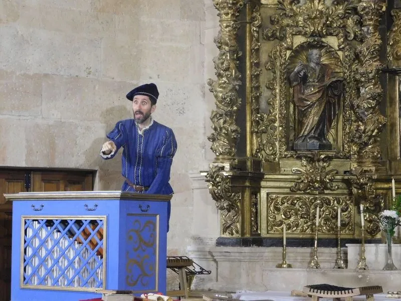 'Buscando a Nebrija' en Gomecello