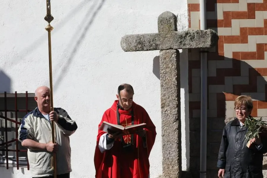 Foto 10 - La Alameda de Gard&oacute;n conmemora el Domingo de Ramos con bendici&oacute;n incluida del laurel