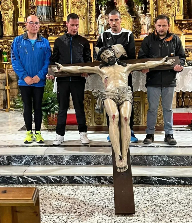 Foto 5 - Descendido el Santo Cristo de San Andr&eacute;s