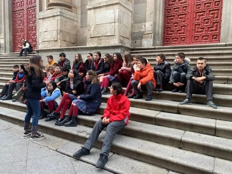 Foto 4 - Divertido y sorprendente paseo por los monumentos de Salamanca
