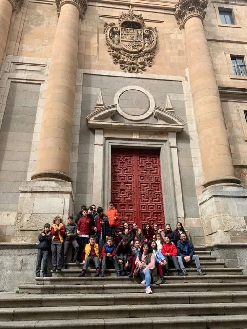 Foto 2 - Divertido y sorprendente paseo por los monumentos de Salamanca
