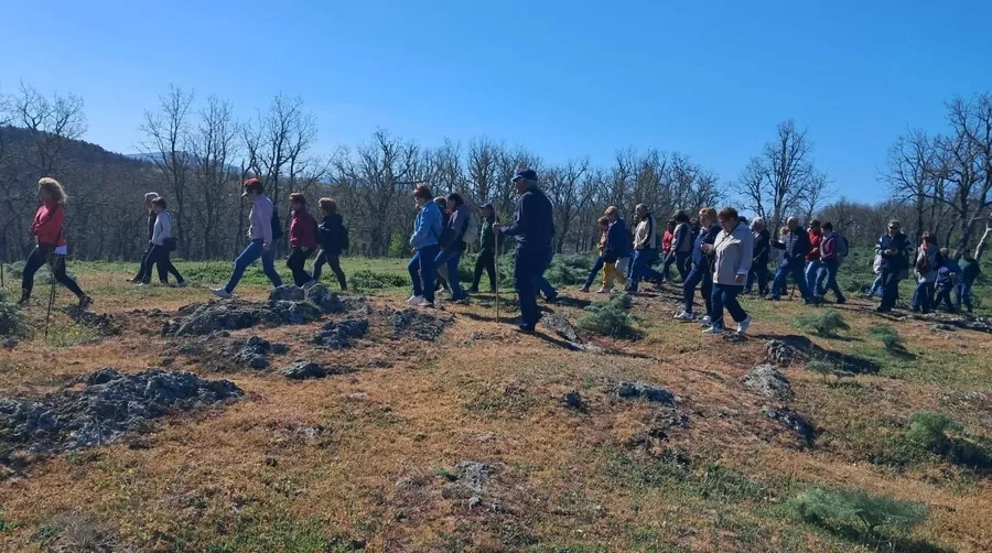Foto 11 - El encuentro de &lsquo;Descubre nuestros pueblos&rsquo; de Fuenteguinaldo re&uacute;ne a m&aacute;s de 300 personas