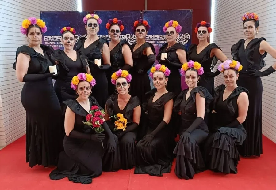 Foto 5 - Bailadoras mirobrigenses toman parte en el Campeonato Nacional de Danzas de Talavera de la Reina