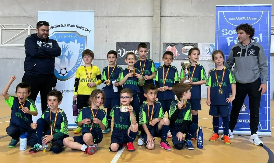 Foto 6 - Los dos Prebenjamines del III Columnas ganan sus respectivas Copas