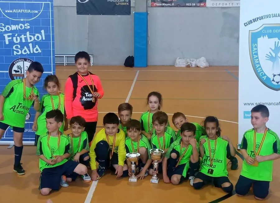 Foto 2 - Los dos Prebenjamines del III Columnas ganan sus respectivas Copas