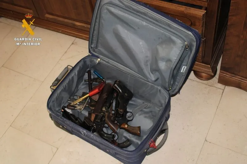 Armas intervenidas en esta operación de la Guardia Civil de Salamanca