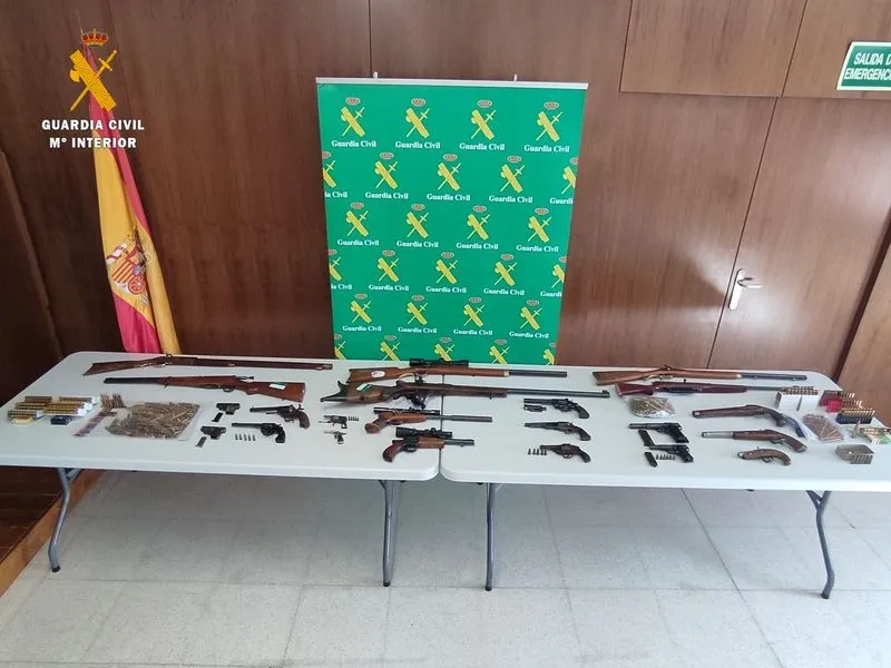 Armas intervenidas en esta operación de la Guardia Civil de Salamanca