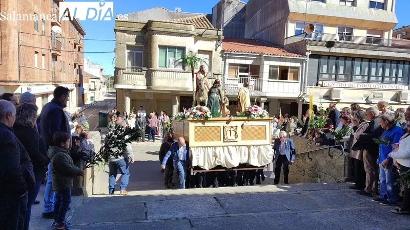 Procesión de 'la borriquilla' en Vitigudino / CORRAL