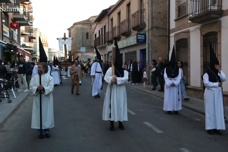 Procesión del Santo Entierro en Vitigudino / CORRAL 