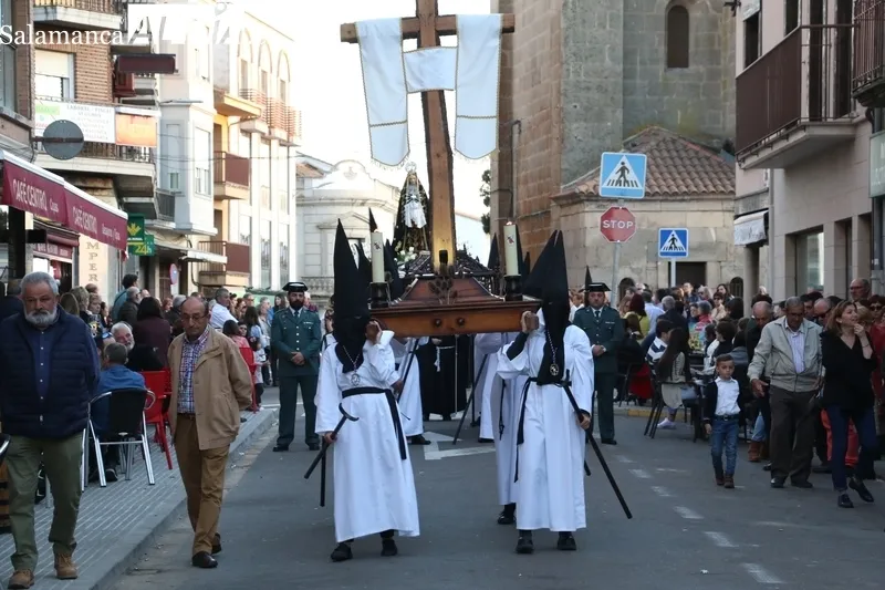 Procesión del Santo Entierro en Vitigudino / CORRAL 