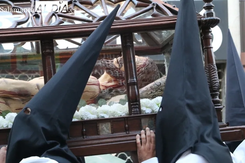 Procesión del Santo Entierro en Vitigudino / CORRAL 