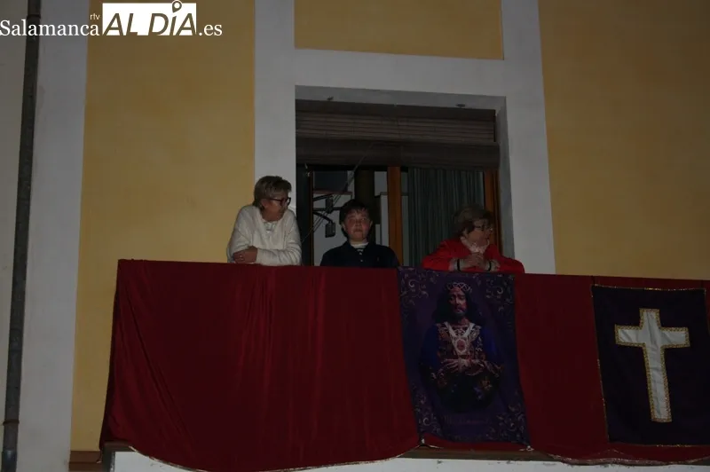 La Procesión del Encuentro se vivía este Jueves Santo junto a las ocho cofradías locales