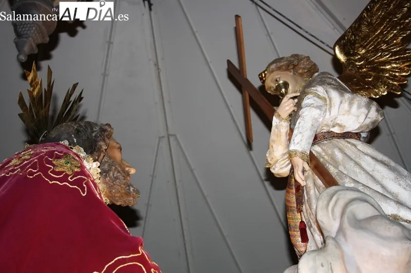 La Procesión del Encuentro se vivía este Jueves Santo junto a las ocho cofradías locales