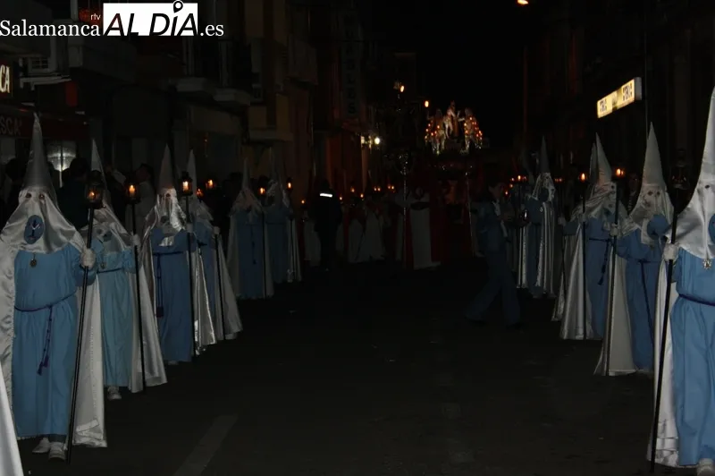 La Procesión del Encuentro se vivía este Jueves Santo junto a las ocho cofradías locales