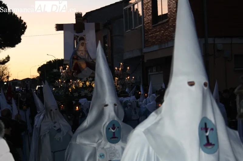 La procesión del Vía Crucis protagonizaba el amanecer del Viernes Santo en Peñaranda